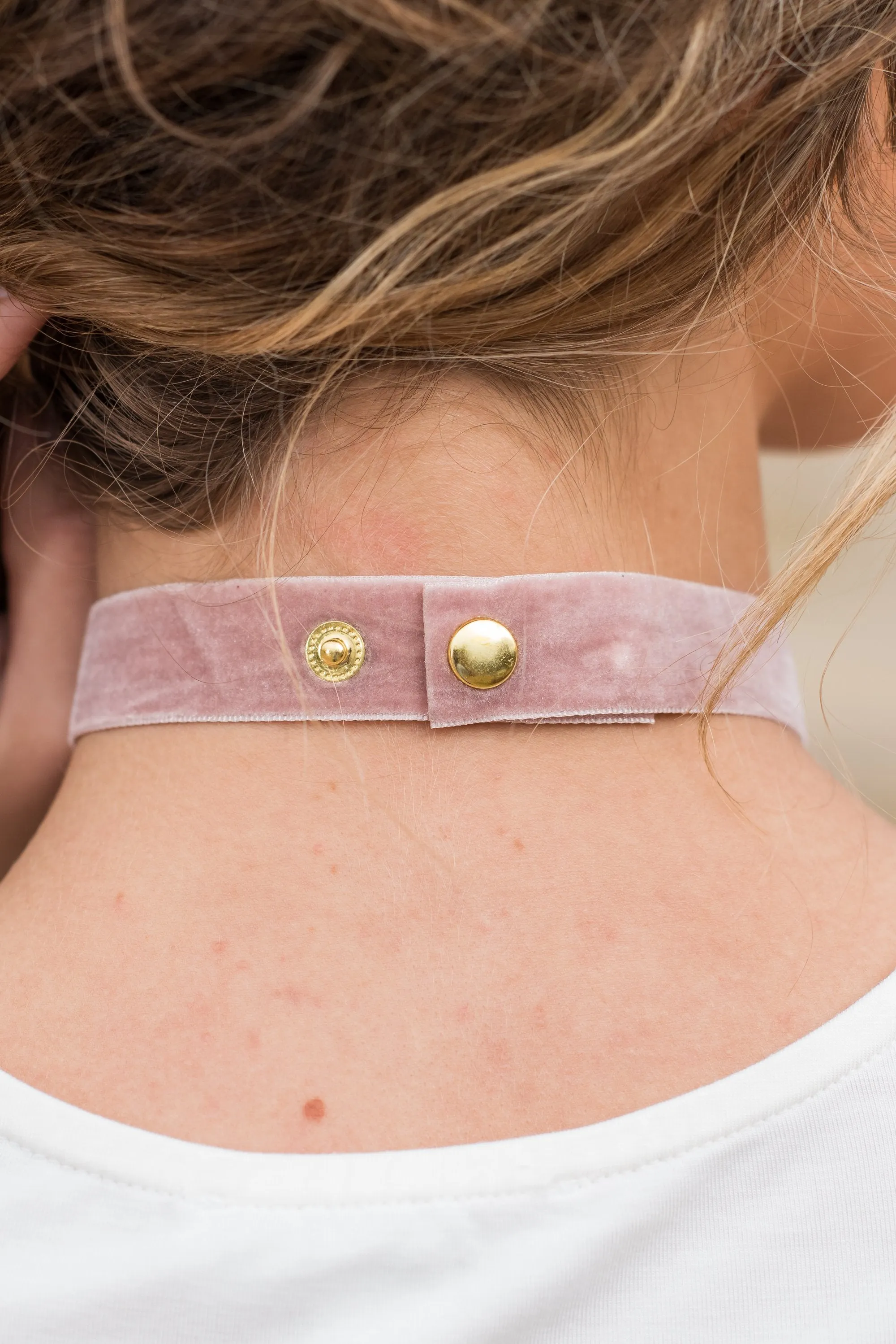 All Eyes On Me Rose Pink Velvet Choker