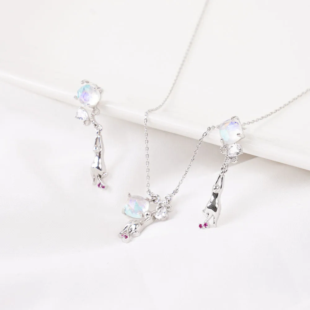 Dreaming Cat Necklace