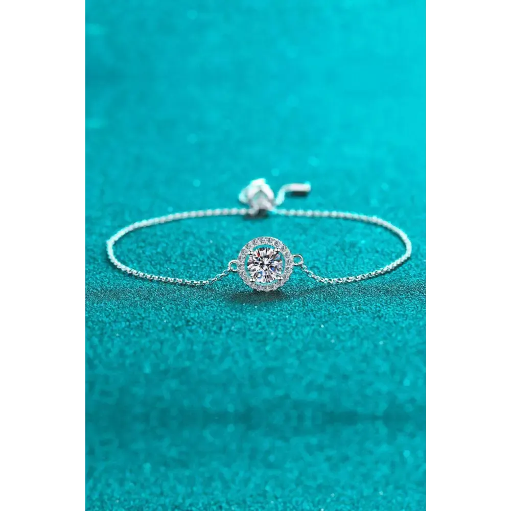 Elegance Redefined Moissanite Bracelet for Luxury Fashion Enthusiasts
