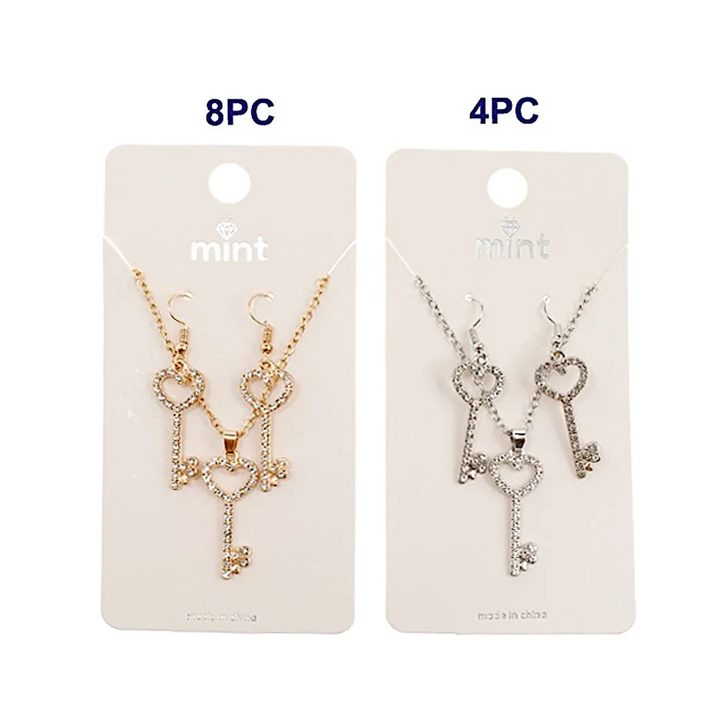 JAN44139 - Rhinestone Key Pendant Necklace