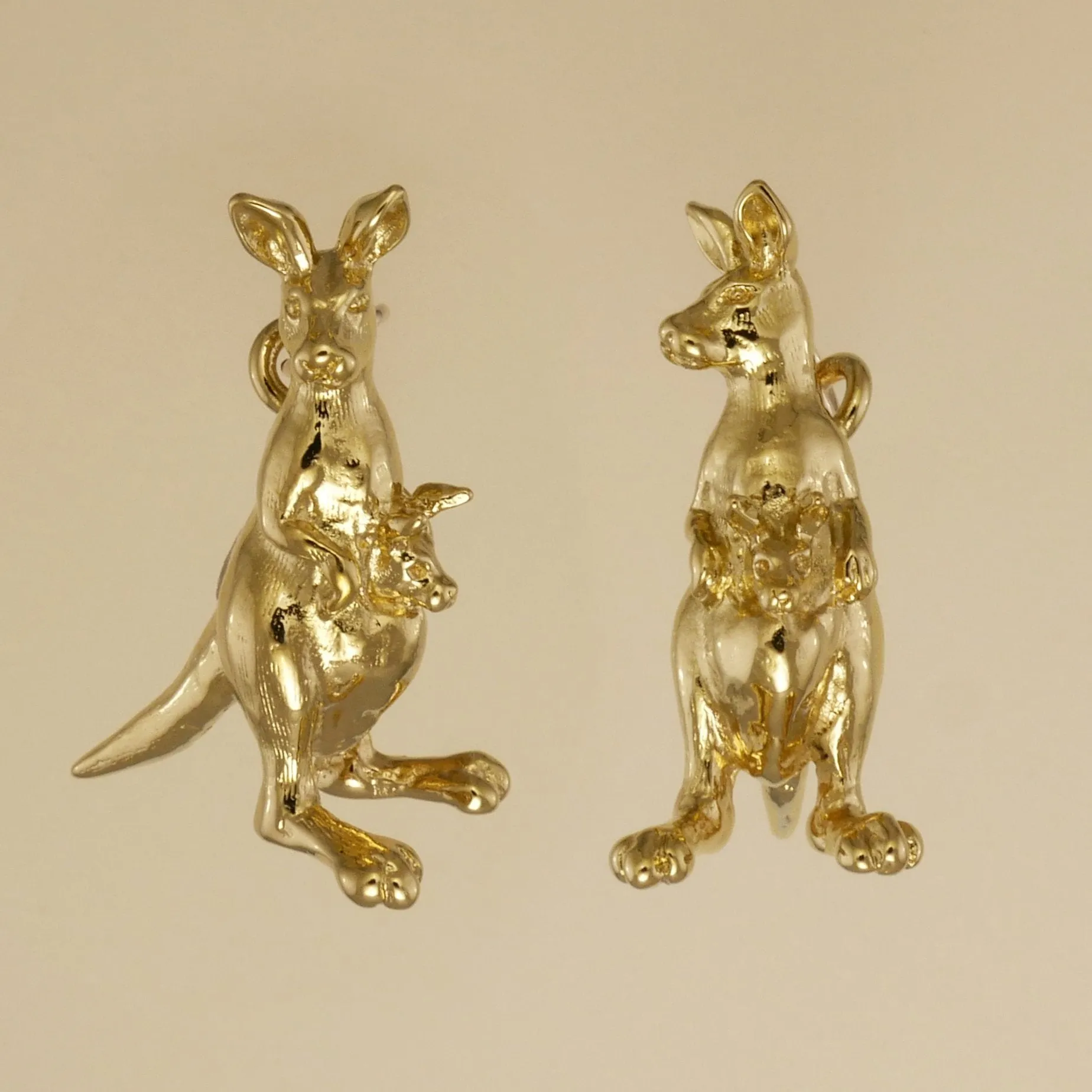 Kangaroo Pendant