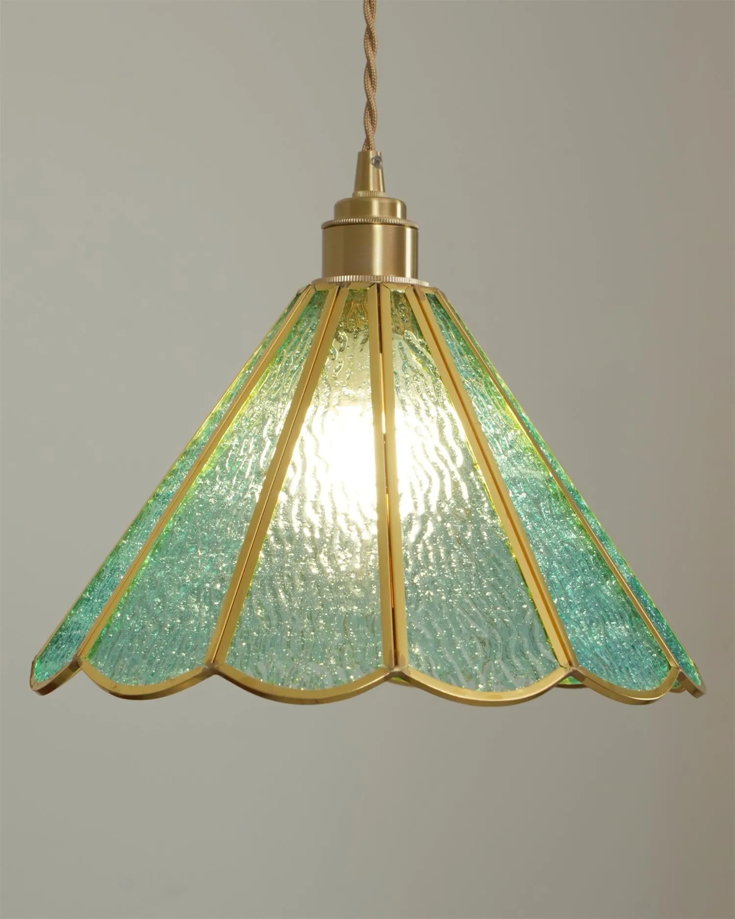 Leslie Pendant Lamp 7.8″- 5.9″