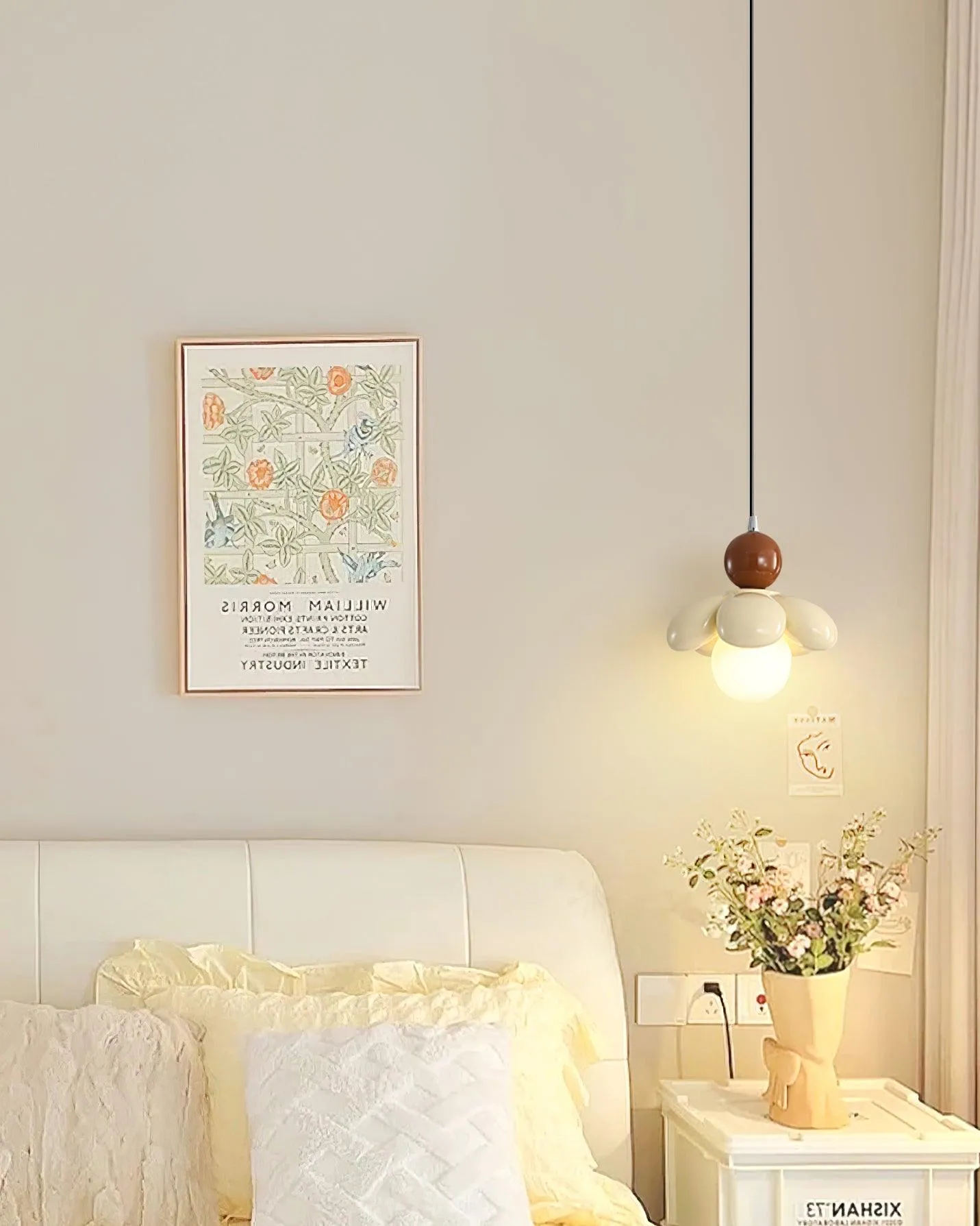 Maru Flower Pendant Lamp