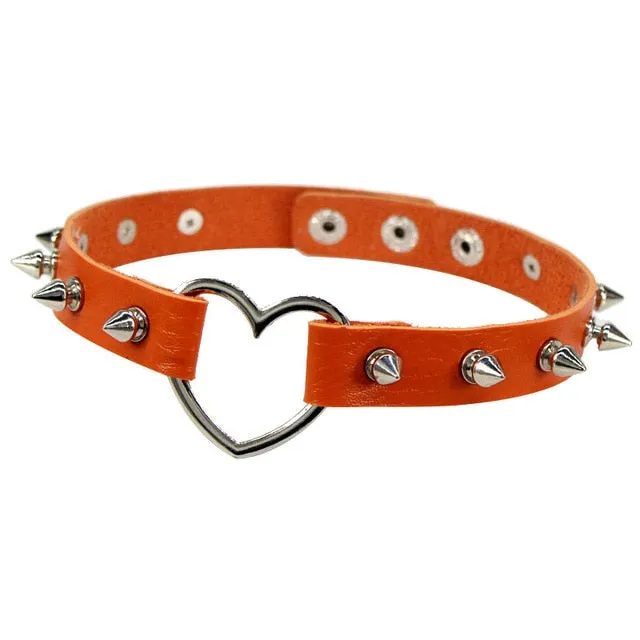 "SPIKEY HEART" CHOKER