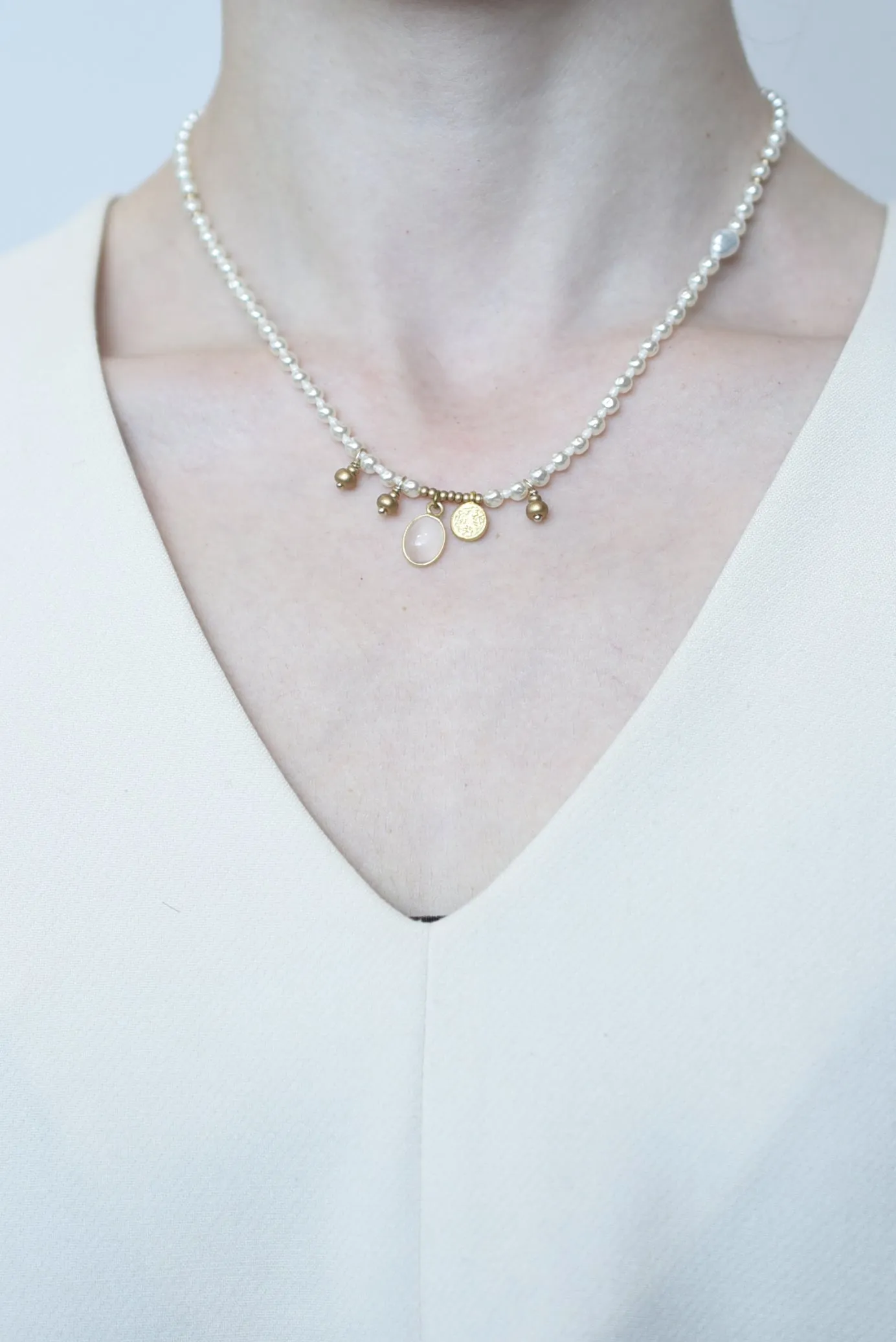 rocaille glass pearl necklace