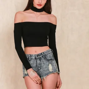 Sexy choker long sleeve crop top