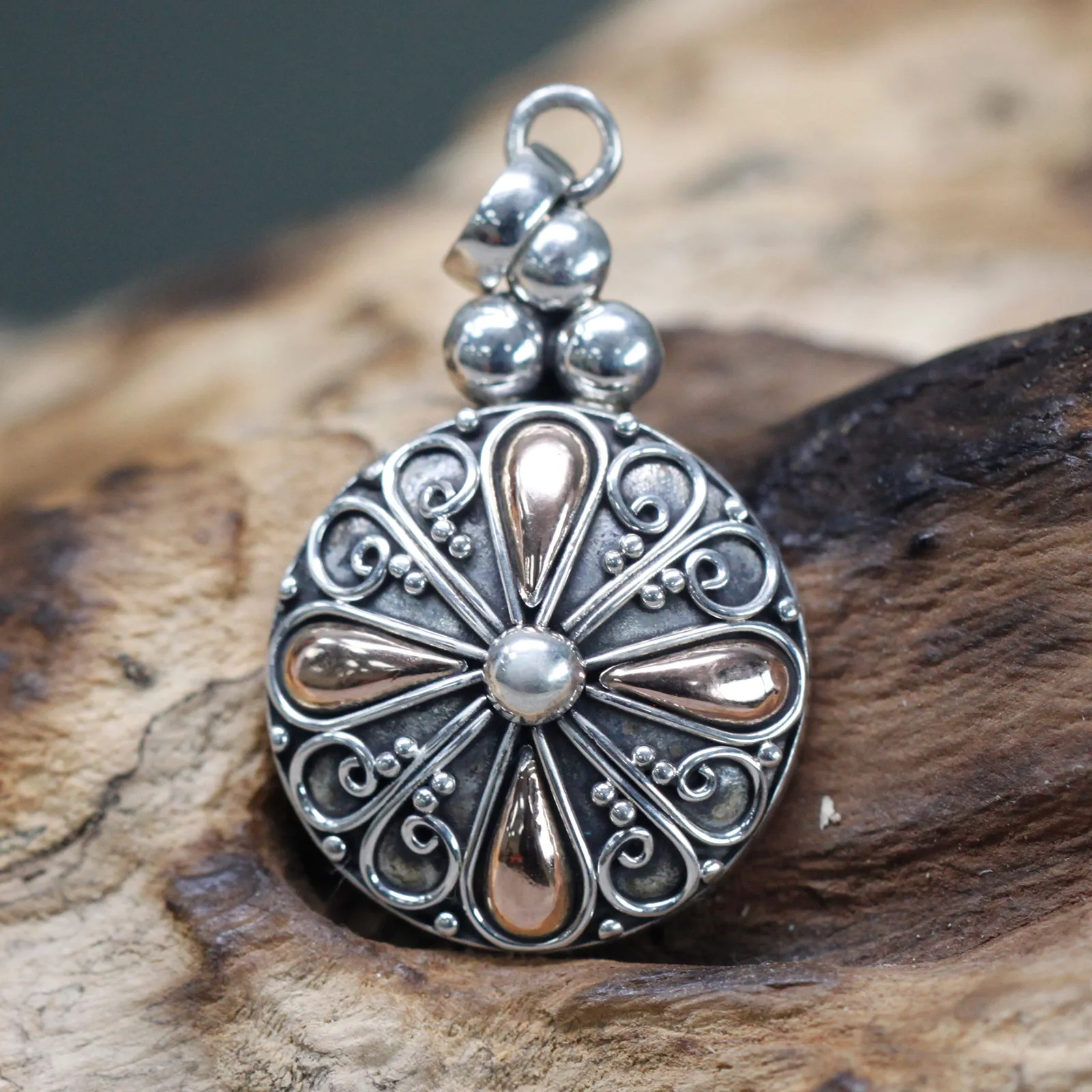 Silver & Gold Pendant - Classic Round | Exotic Jewelry by Ancient Wisdom