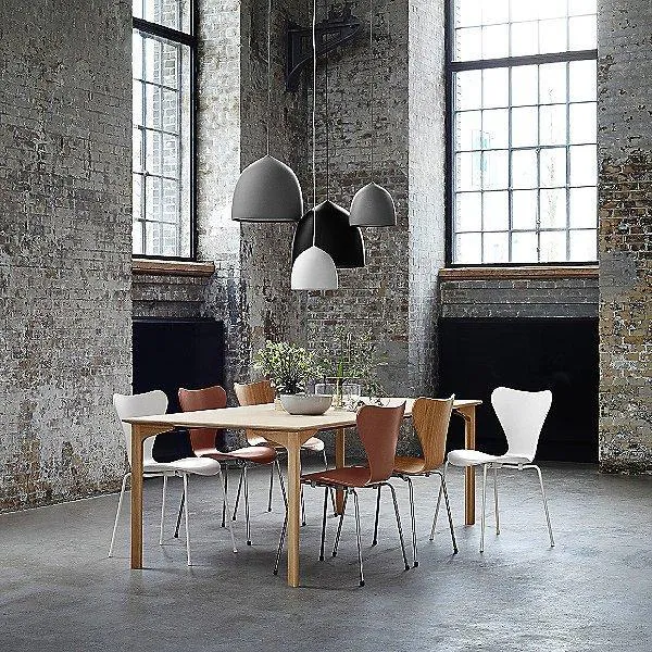 Suspense Pendant Light
