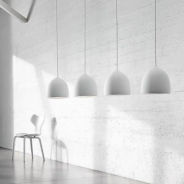 Suspense Pendant Light
