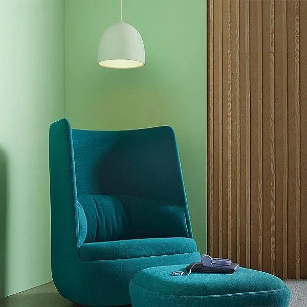 Suspense Pendant Light