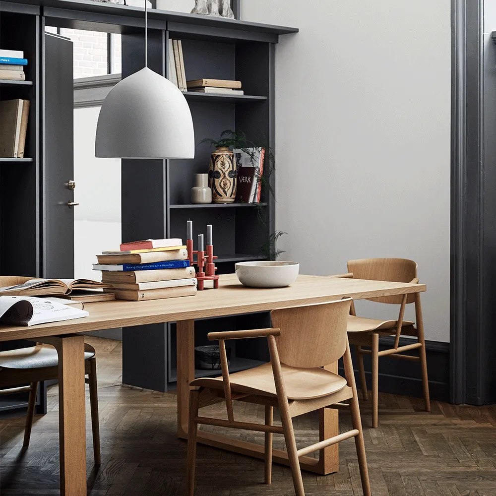 Suspense Pendant Light