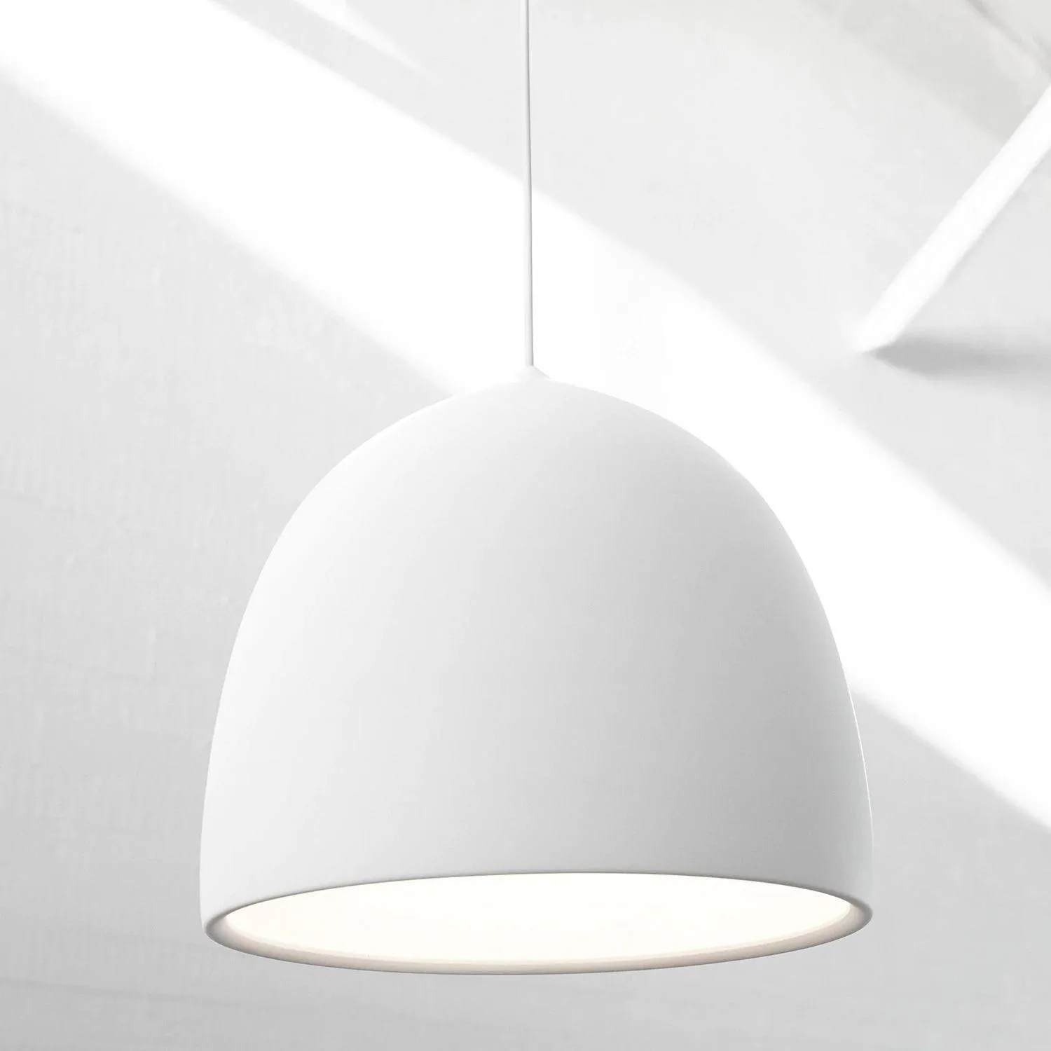 Suspense Pendant Light