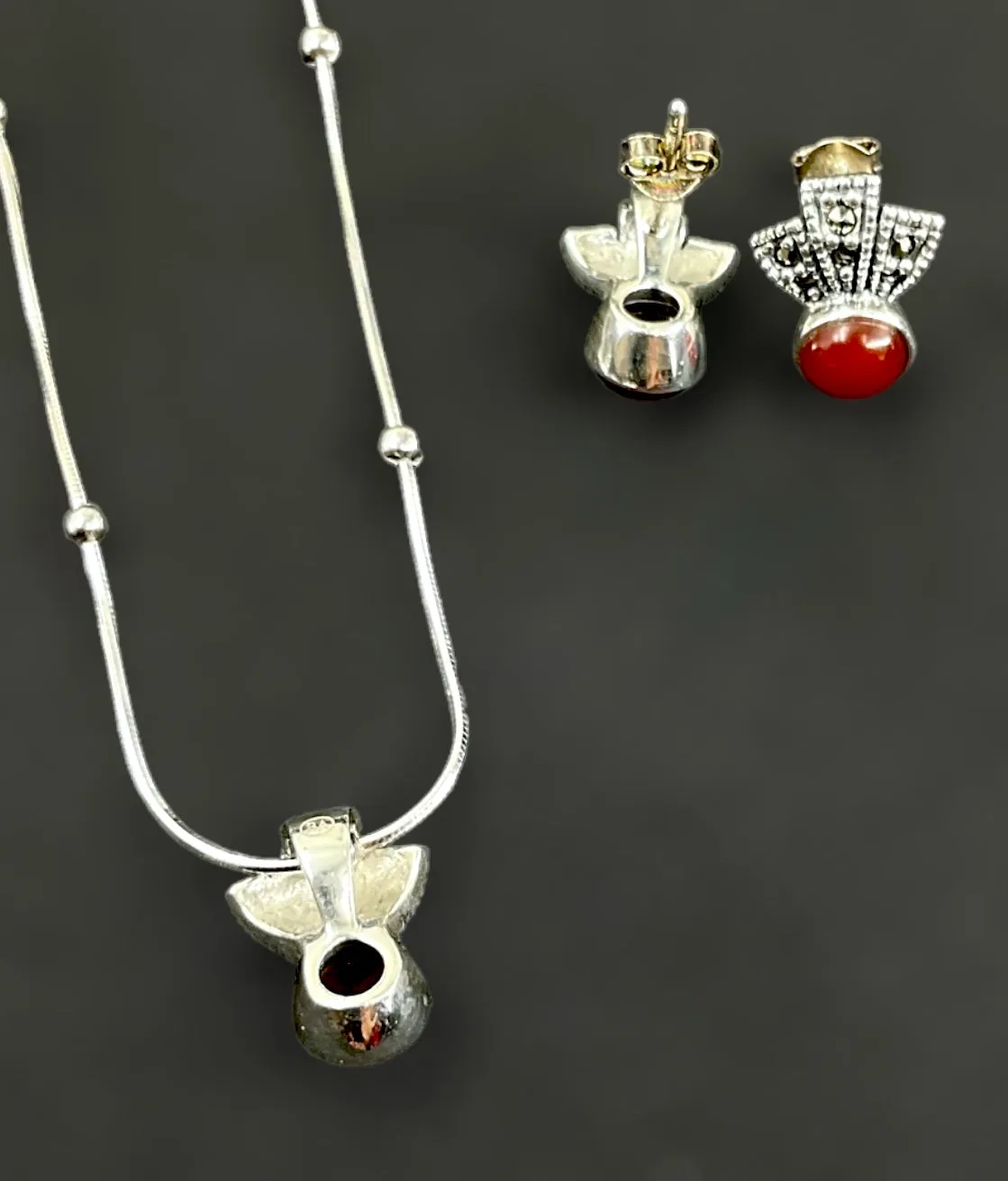 The Bharkha Silver Marcasite Pendant Set
