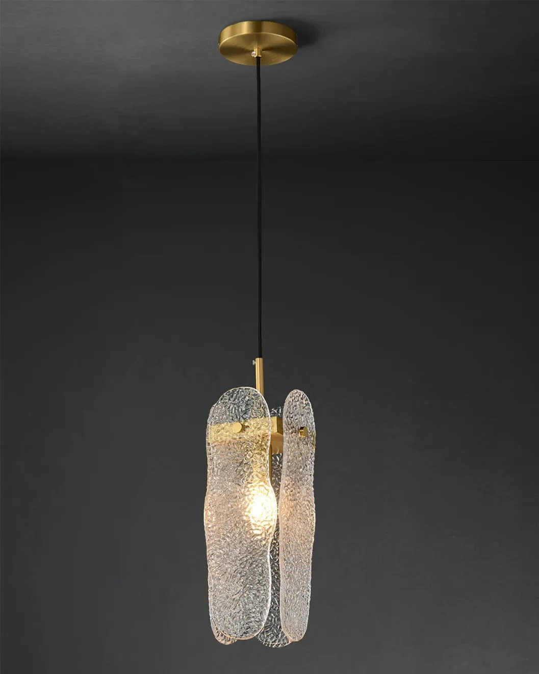 Water-patterned Glass Pendant Lamp