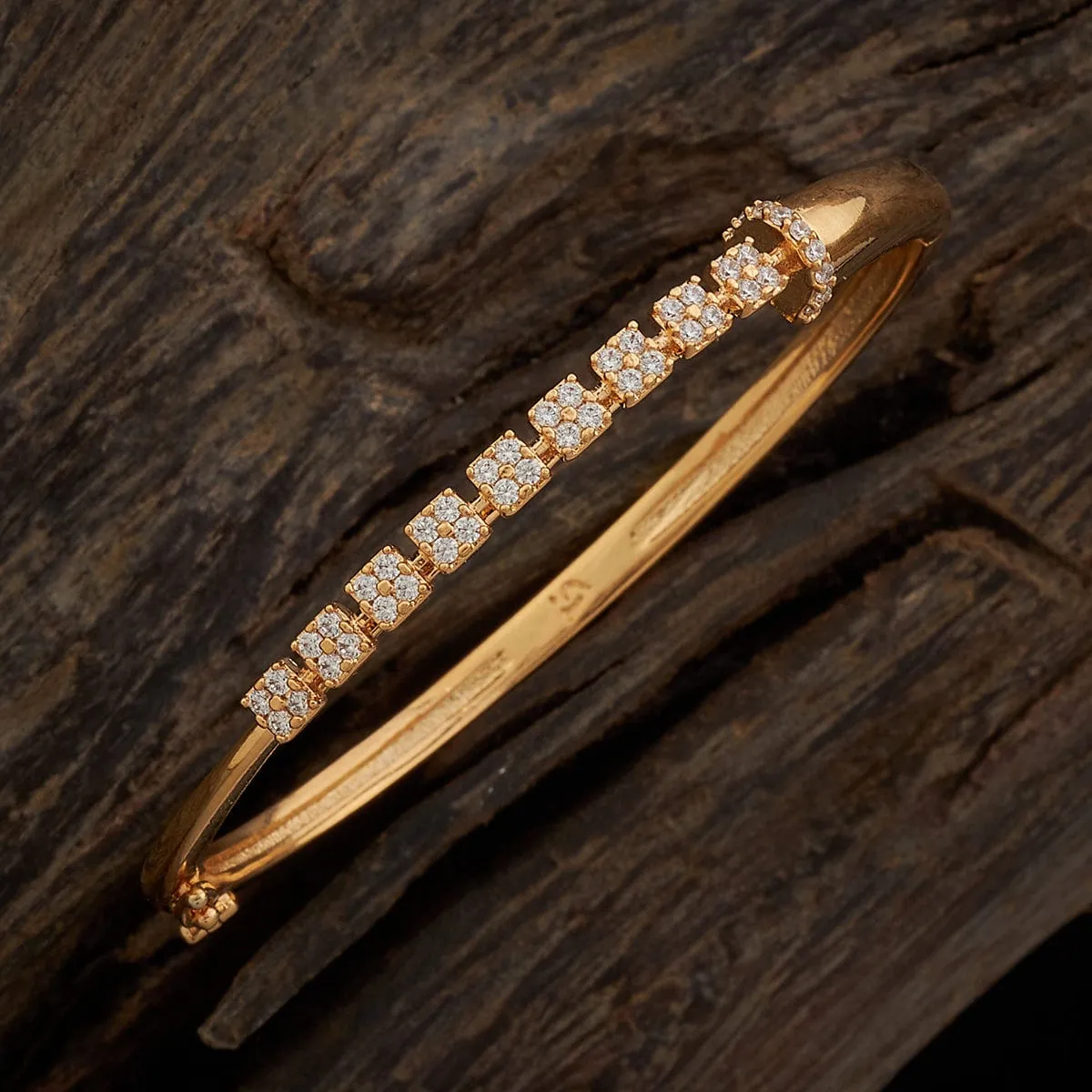 Zircon Kada 170737