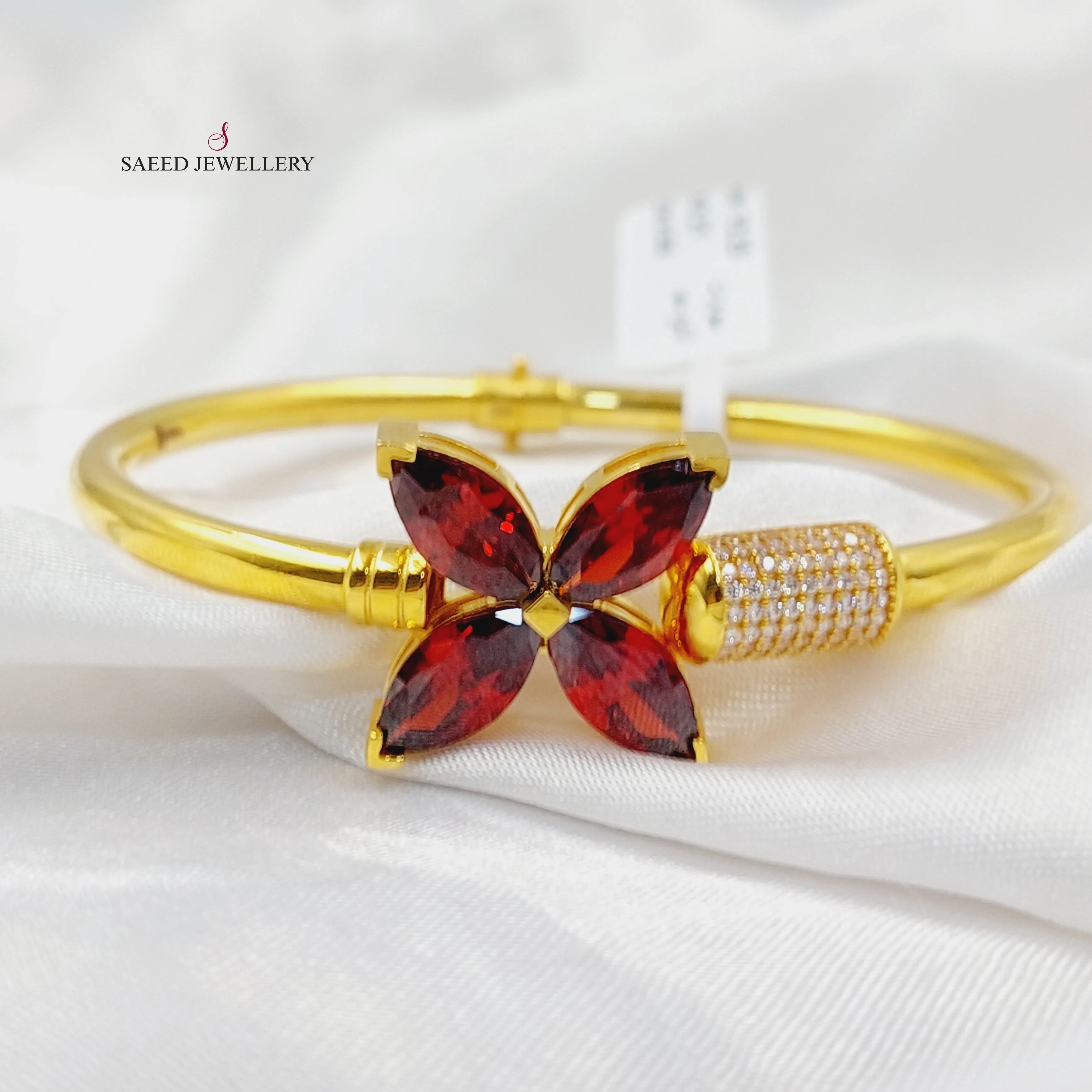 Zircon Studded Clover Bangle Bracelet