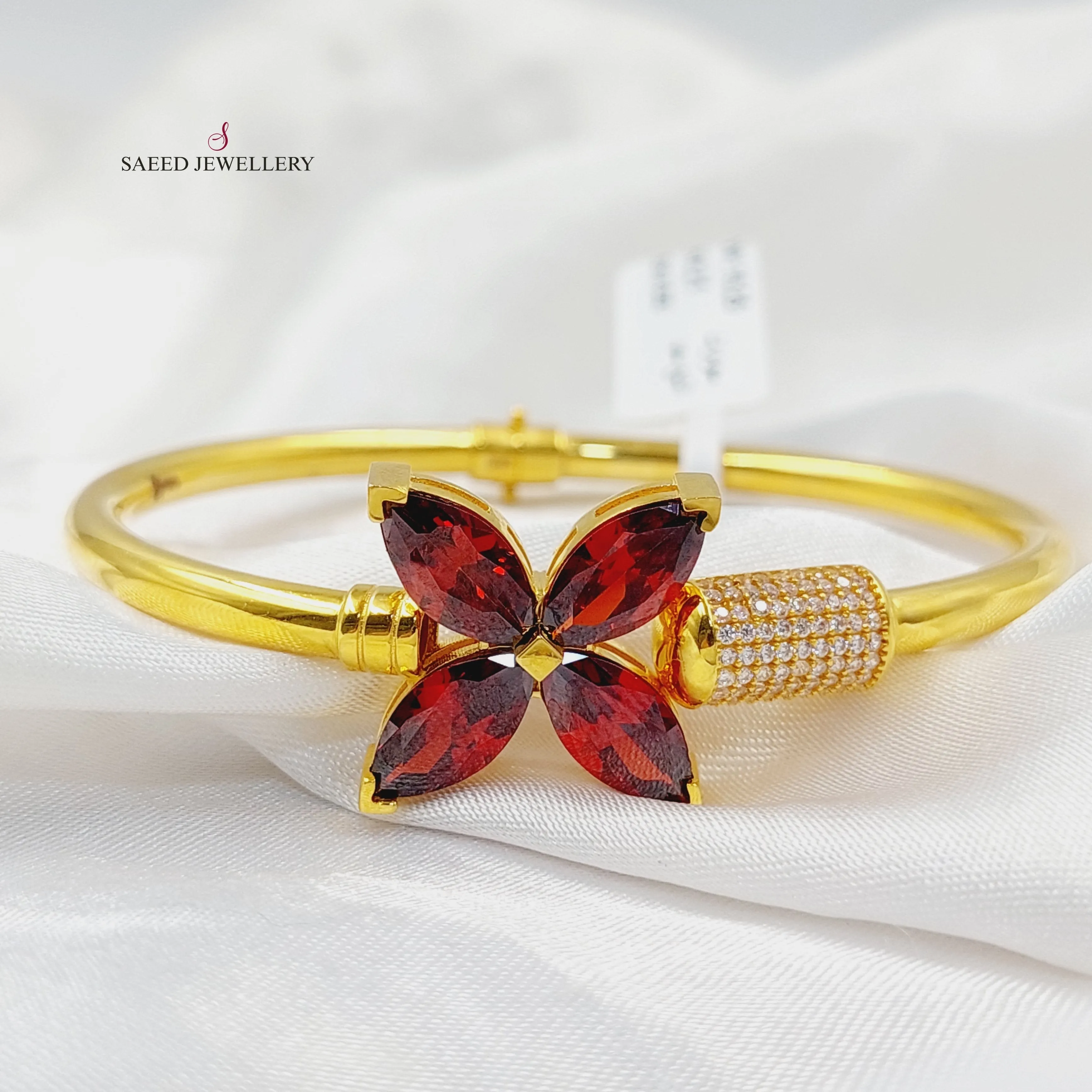 Zircon Studded Clover Bangle Bracelet